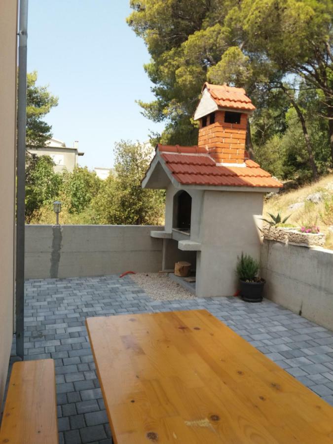 Apartmani "Grgic" Омиш Экстерьер фото