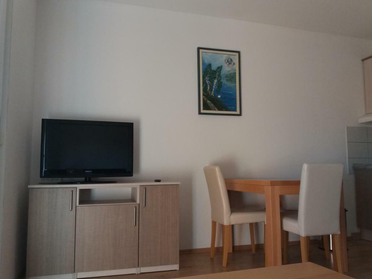 Apartmani "Grgic" Омиш Экстерьер фото